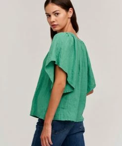 Velvet by Graham and Spencer Kalila Linen Top Apple