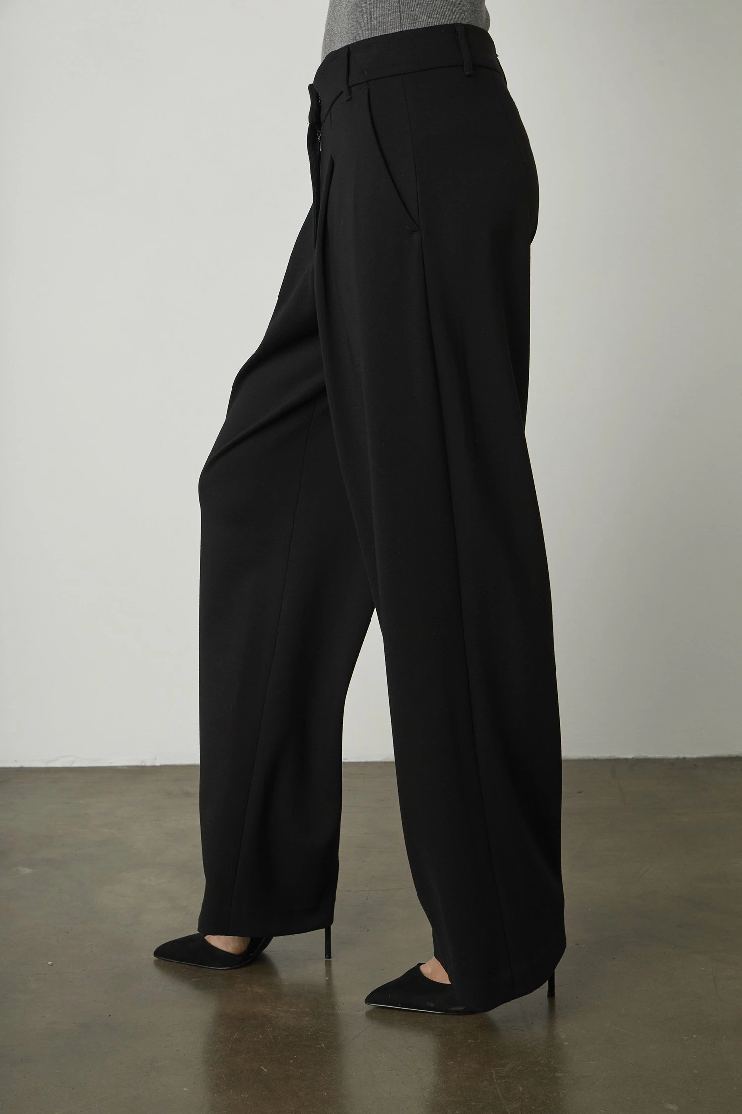 Velvet by Graham and Spencer Leona Trousers 3 Velvet by Graham and Spencer Leona Trousers