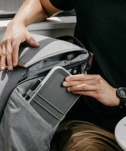 Orbitkey "Nest Ash Desk Organiser"