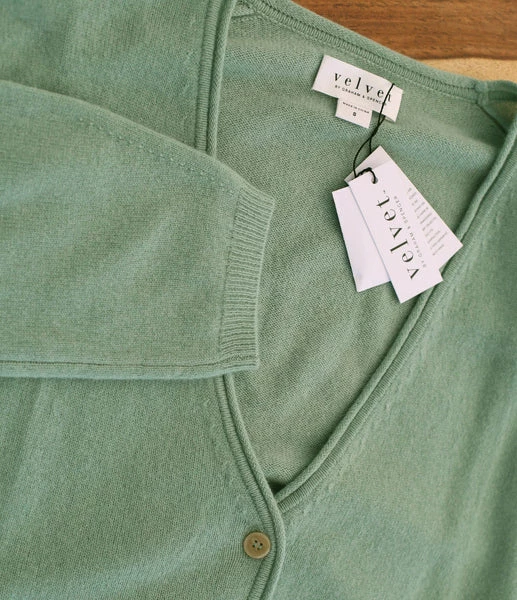 Velvet by Graham and Spencer Kaschmir Strickjacke Erika V-Ausschnitt 5 Velvet by Graham and Spencer Kaschmir Strickjacke Erika V-Ausschnitt