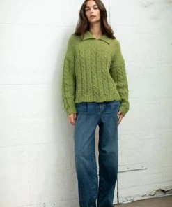 Velvet by Graham and Spencer Ava Jumper Verde