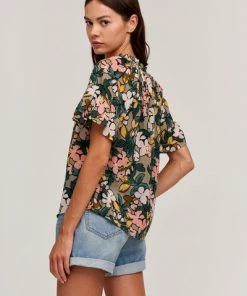 Velvet by Graham and Spencer Lucy Flutter Sleeve Top Daffodil