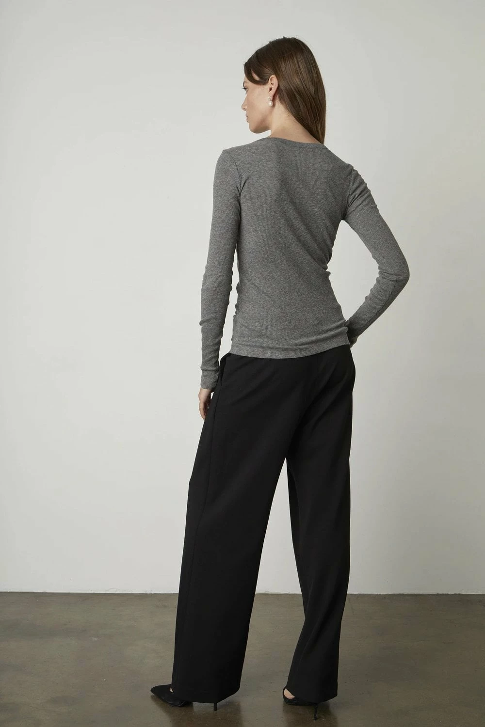 Velvet by Graham and Spencer Leona Trousers In Black 6 Velvet by Graham and Spencer Leona Trousers In Black