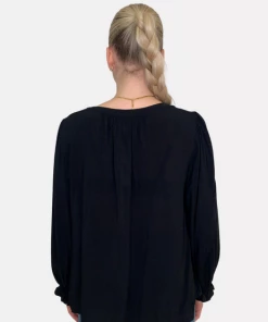 Velvet by Graham and Spencer Jolene Long Sleeve Boho Top Black