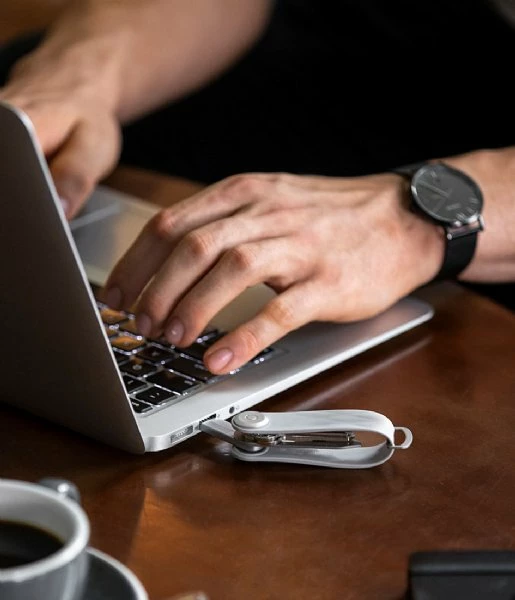 Orbitkey Portachiavi 2.0 Rubber Pearl White 6 Orbitkey Portachiavi 2.0 Rubber Pearl White