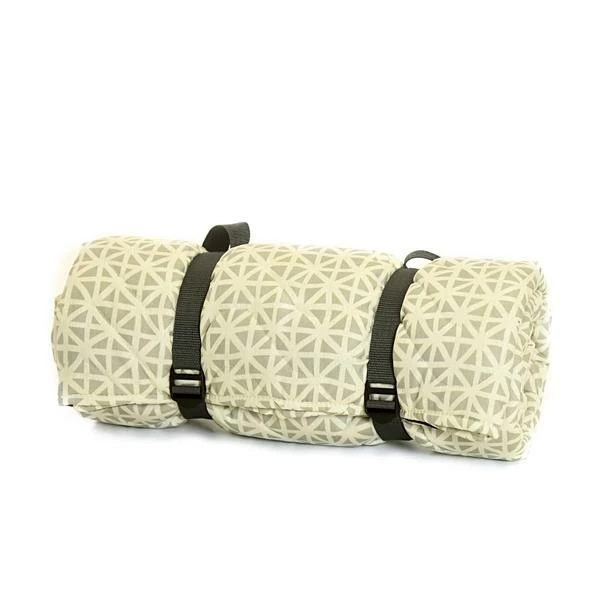 Tweedmill Waterproof Triangle Design Quilted Picnic Rug 3 Tweedmill Waterproof Triangle Design Quilted Picnic Rug