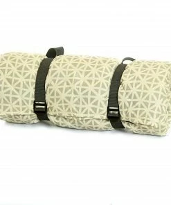 Tweedmill Newbury Quilted Grey Triangle Picnic Rug 125x125cm