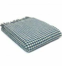 Tweedmill Pure New Wool Houndstooth Throw 8 Tweedmill Pure New Wool Houndstooth Throw