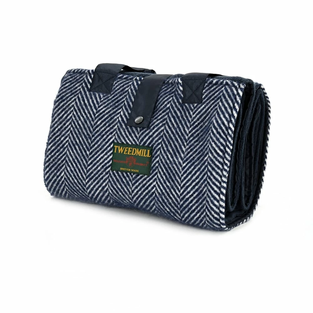 Tweedmill Navy Fishbone Leisure/Picnic Rug with Tweed Pocket & Waterproof Backing 3 Tweedmill Navy Fishbone Leisure/Picnic Rug with Tweed Pocket & Waterproof Backing