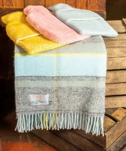 Tweedmill Pure New Wool Mills Check Throw 6 Tweedmill Pure New Wool Mills Check Throw