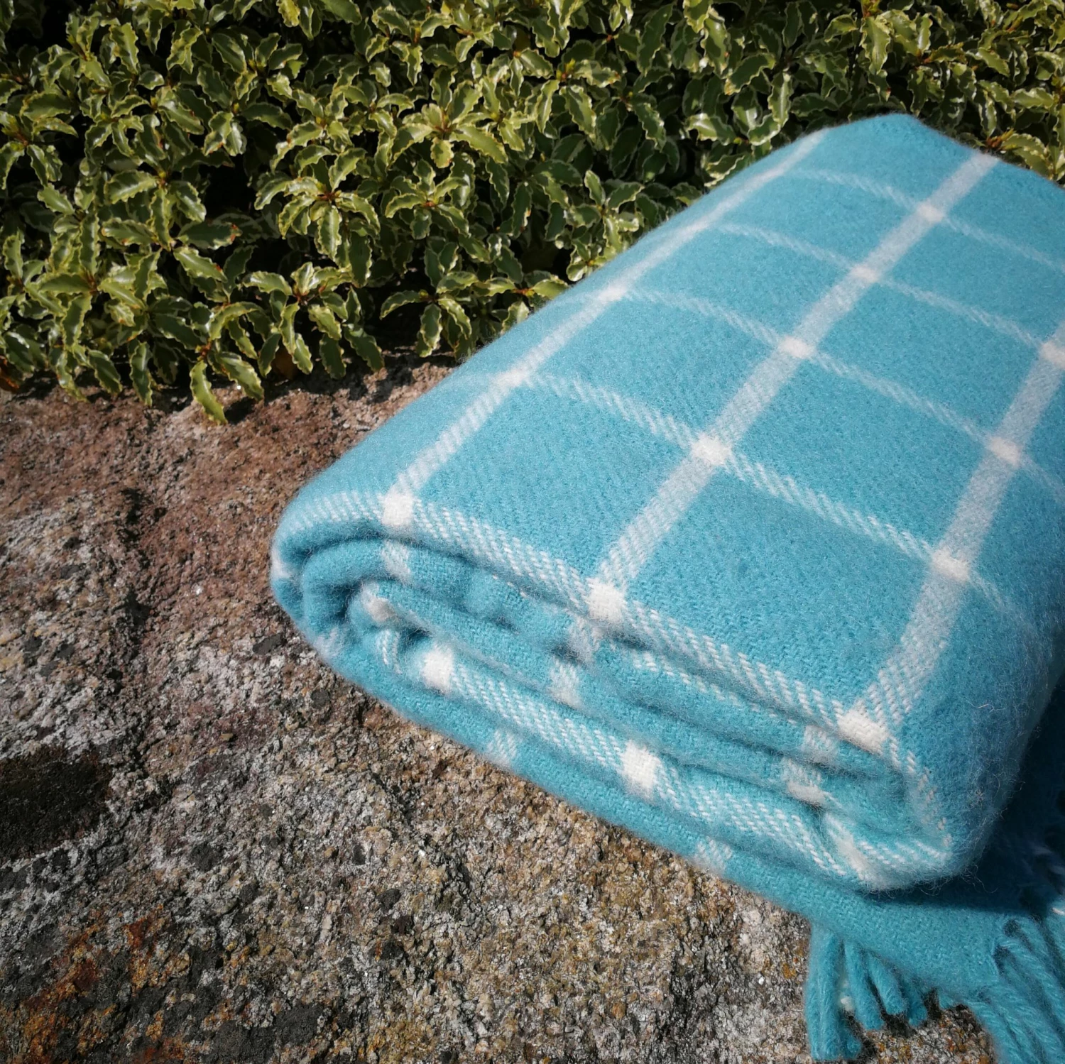 Tweedmill Spearmint Chequered Check Pure New Wool Throw 150cm x 183cm 7 Tweedmill Spearmint Chequered Check Pure New Wool Throw 150cm x 183cm